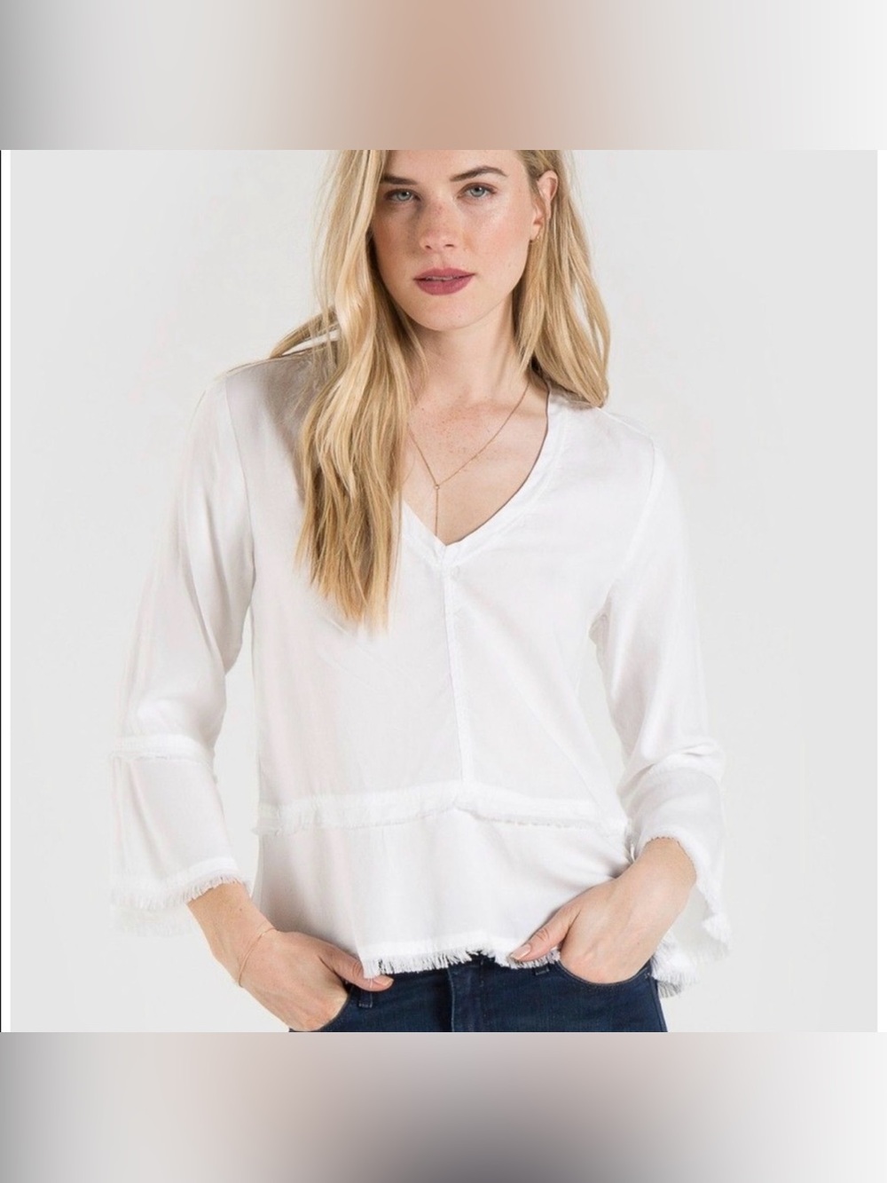 Cloth & Stone Anthropologie V Neck Fringe Pullover Top size small